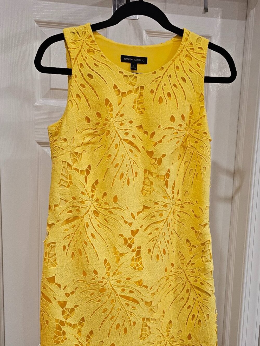 Banana Republic Yellow Sheath Tropical Eyelet Shift Dress